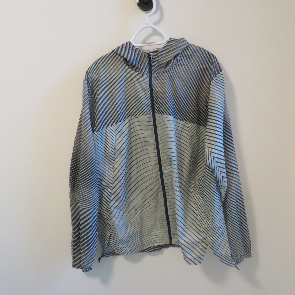 New Balance XL Running Rain Jacket.  Like New.